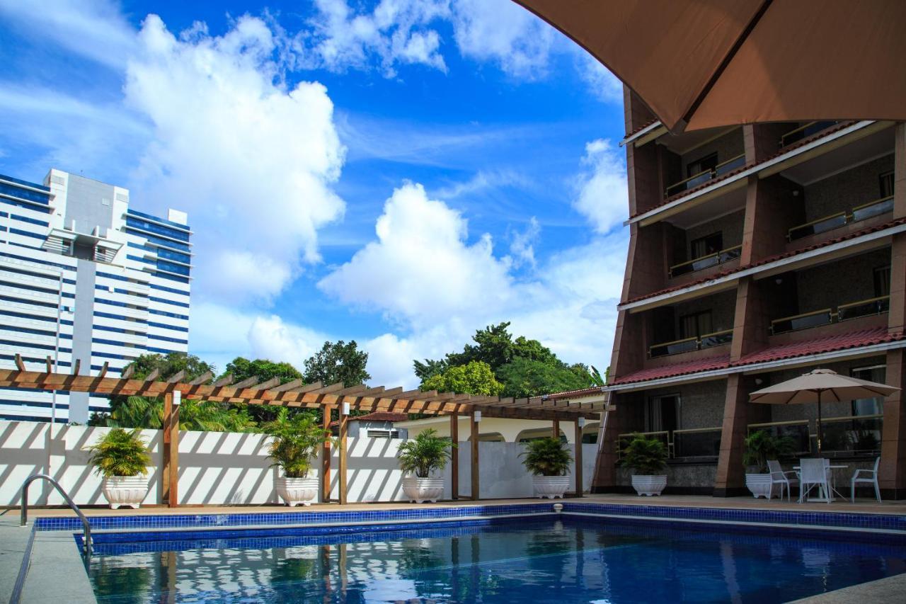 Da Vinci Hotel & Conventions มาเนาส์ ภายนอก รูปภาพ