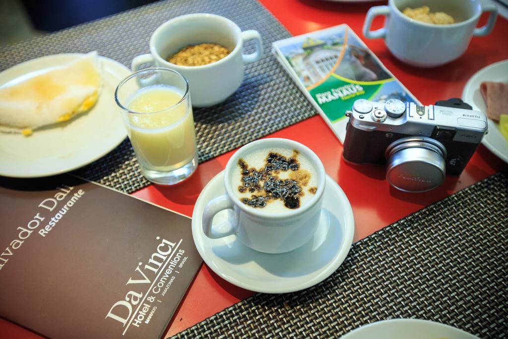 Da Vinci Hotel & Conventions มาเนาส์ ภายนอก รูปภาพ