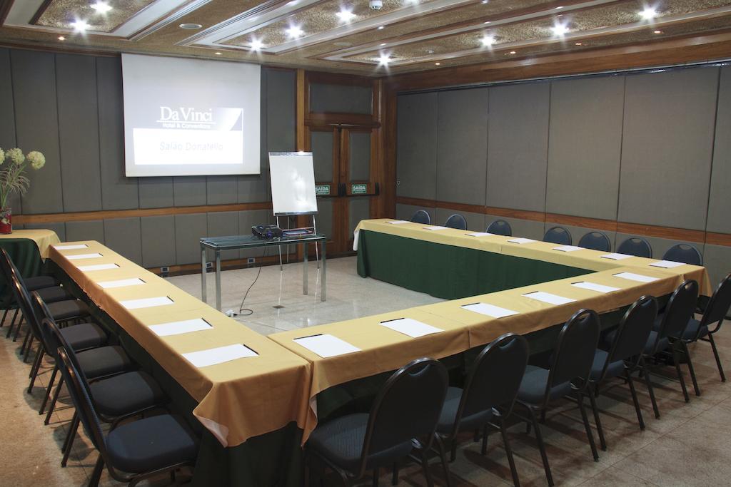 Da Vinci Hotel & Conventions มาเนาส์ ภายนอก รูปภาพ